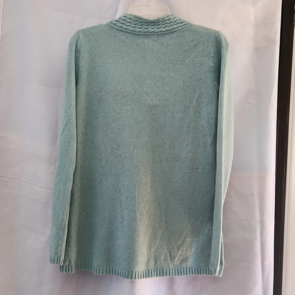 Sweater - Picture 5 of 7